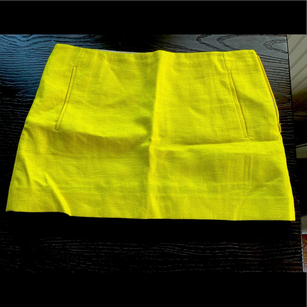 Dvf yellow mini skirt size 8